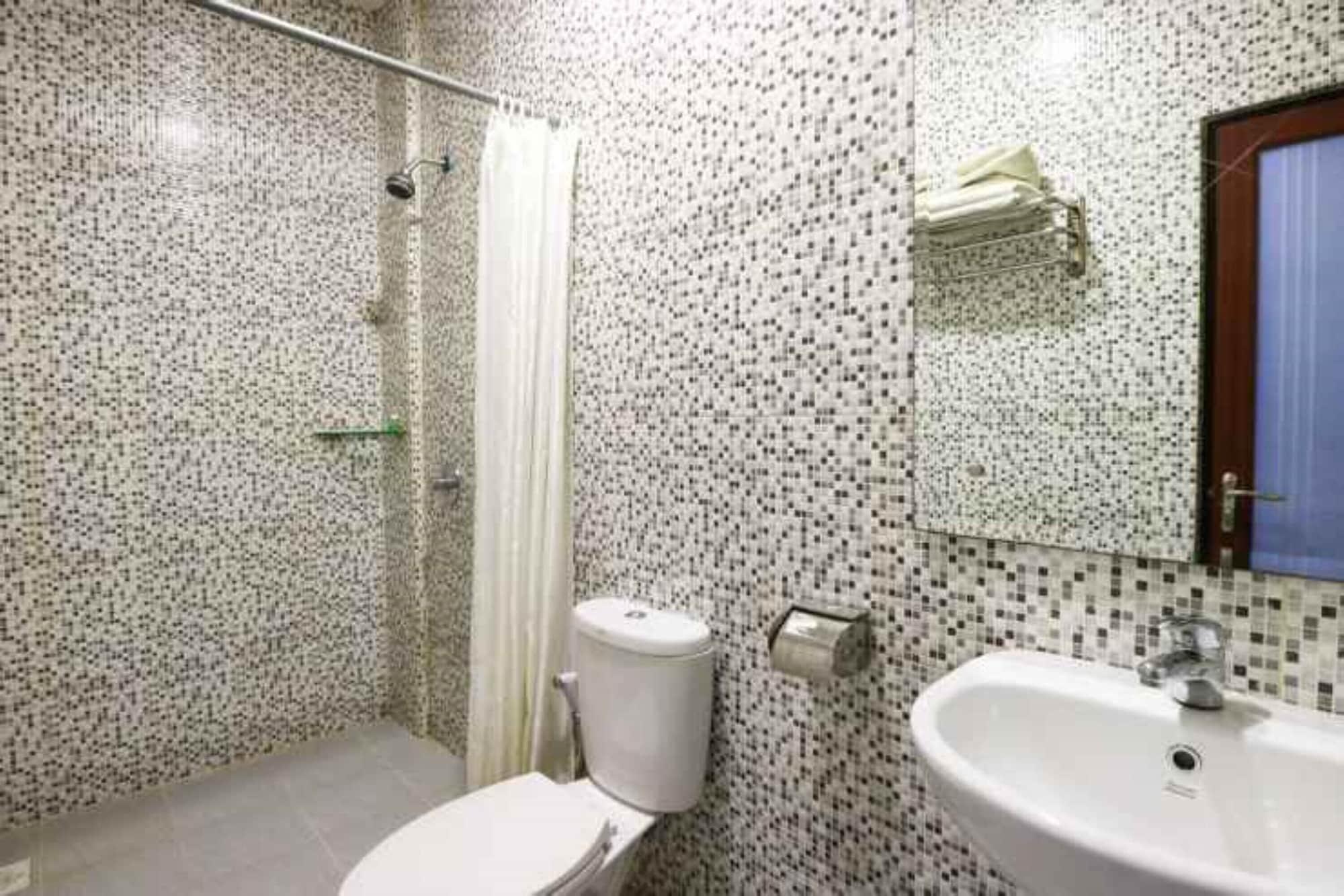 Blitz Hotel Batam Екстериор снимка