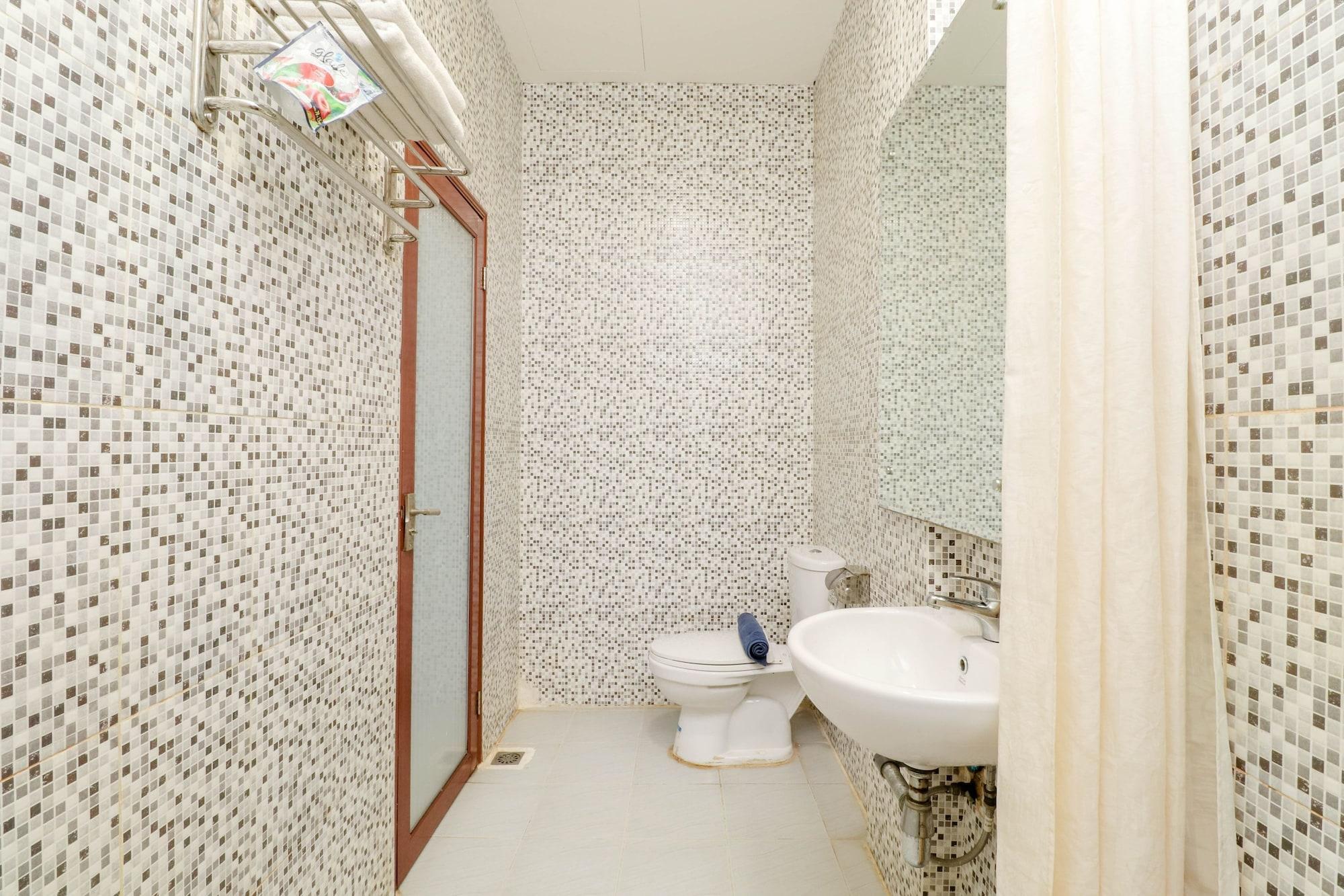 Blitz Hotel Batam Екстериор снимка